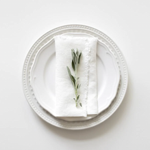 Load image into Gallery viewer, Linen Fringe Edge Napkins (two colors)