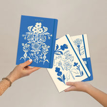 Load image into Gallery viewer, Blue Flower Bouquet Notebook Set