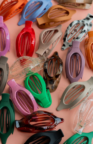 Lay Down Claw (9 color options)