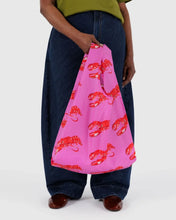 Load image into Gallery viewer, Standard Baggu, Pink Lobster