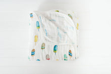 Load image into Gallery viewer, Buoys Muslin Quilt