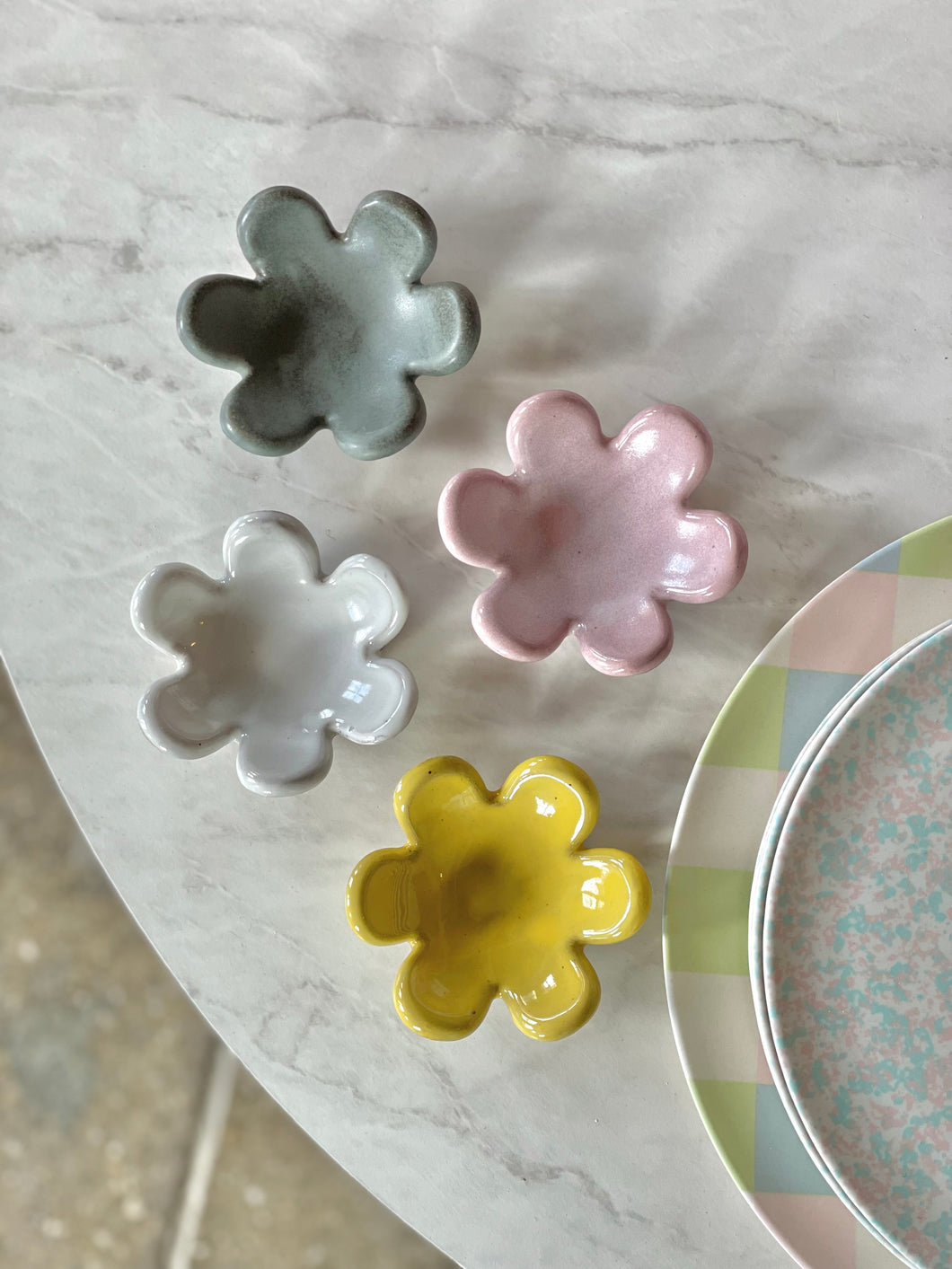 Small Spring Flower Dish