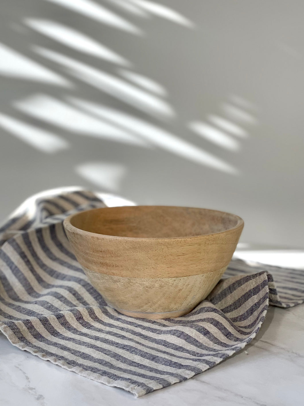 Mango Wood Bowl, Medium